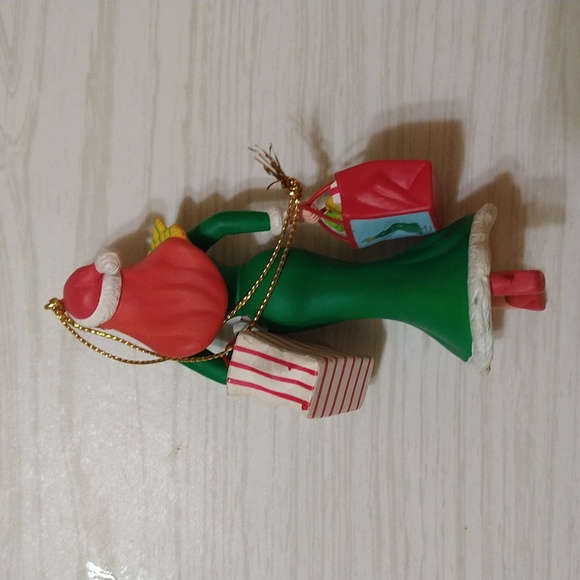 Vintage 1990s Grolier Roger Rabbit Jessica Disney Christmas Ornament - Picture 3 of 7
